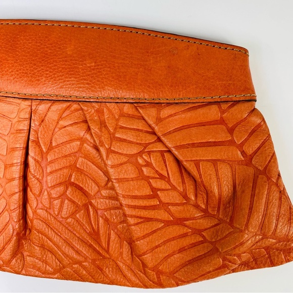 Fossil Leather Clutch Purse - Picture 6 of 9
